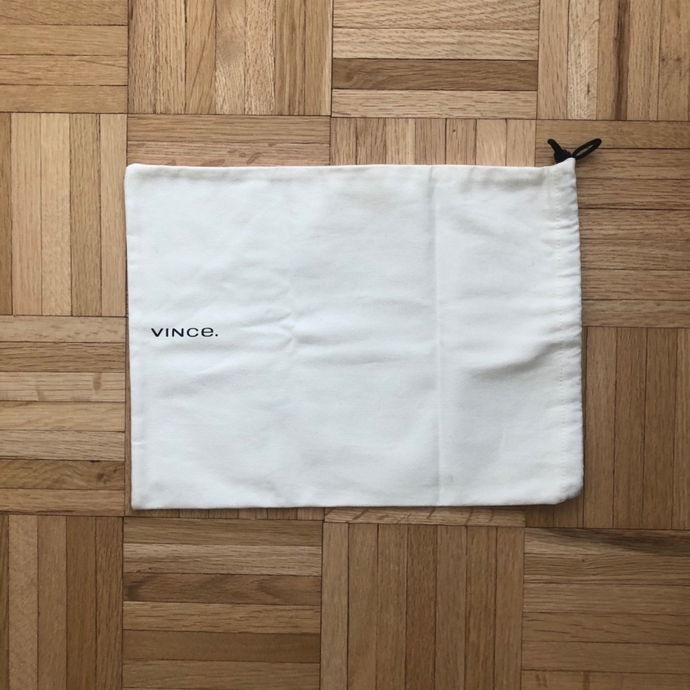 Vince White Dustbag